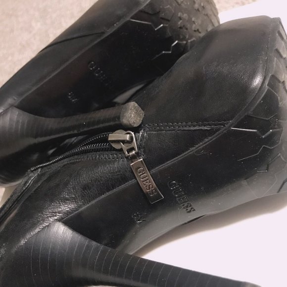 Guess Black Leather Heel Booties - Picture 5 of 5